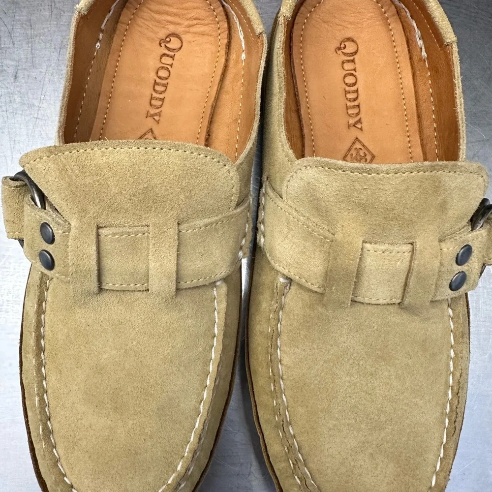 Quoddy Ring Mules handcrafted in sand leather. New in box. - Picture 4 of 7